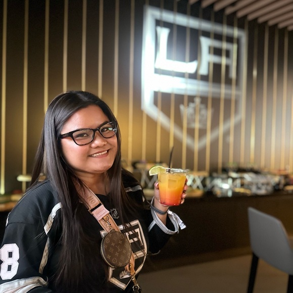 Meet Your Seller/Buyer - Picture 8 of 10